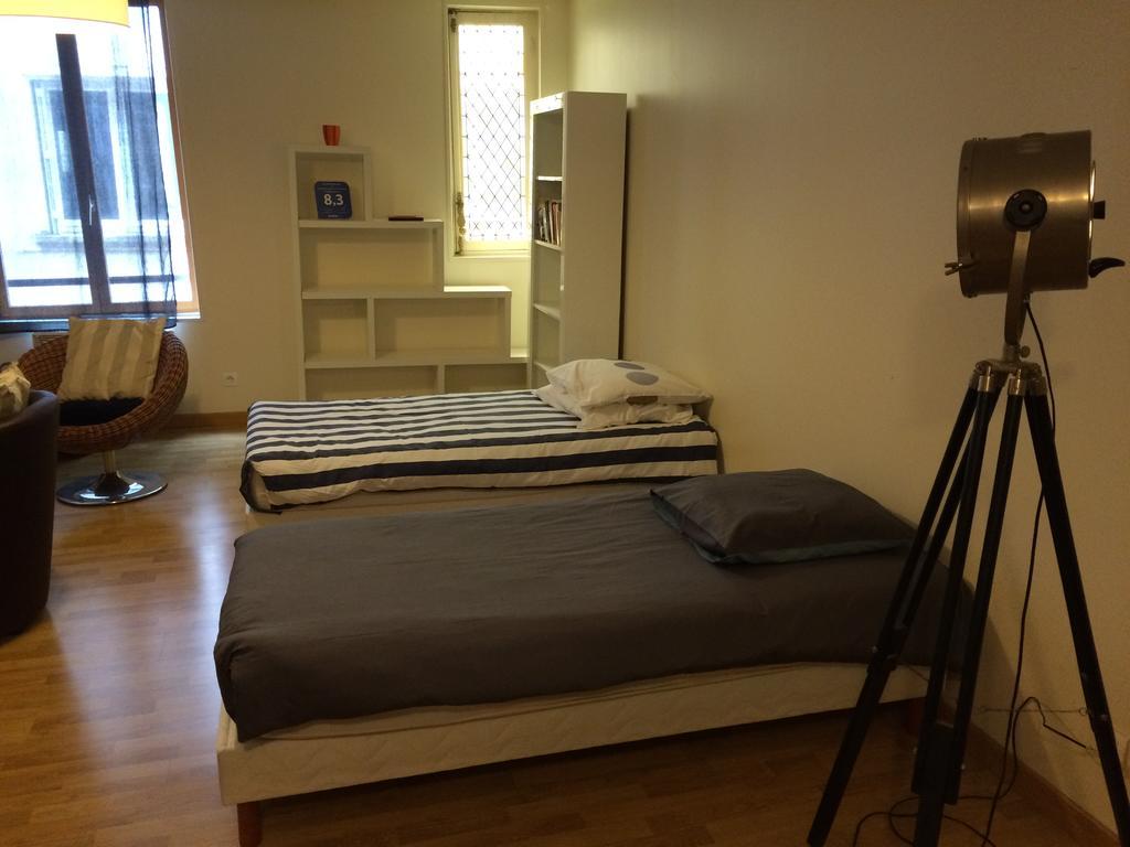 L'Appartement De La Maison Du Theatre Saint Bonnet Bourges Luaran gambar