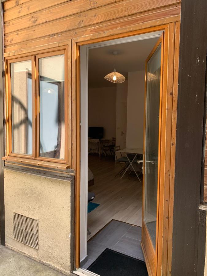L'Appartement De La Maison Du Theatre Saint Bonnet Bourges Luaran gambar